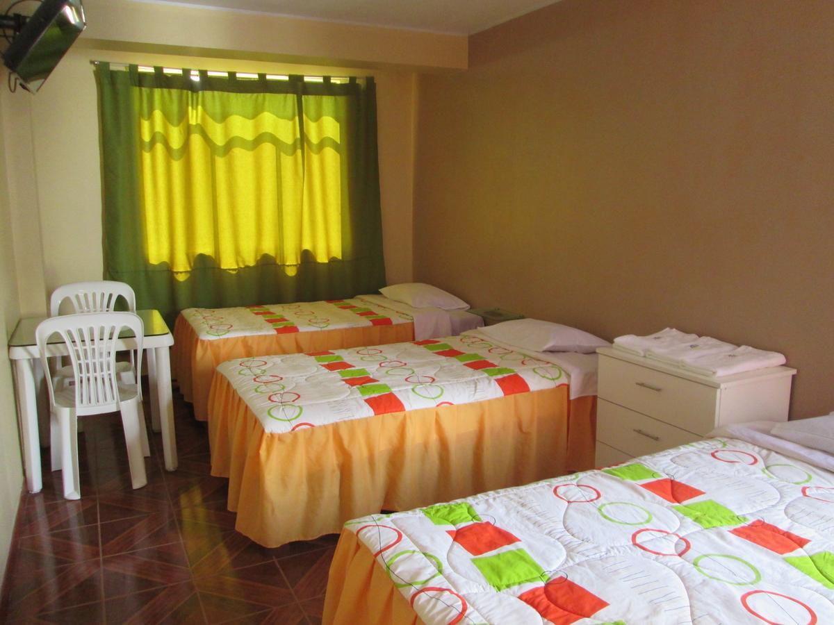 Hostal Caprichos Huacho Εξωτερικό φωτογραφία