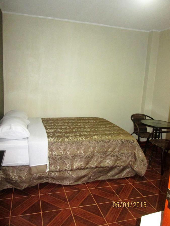 Hostal Caprichos Huacho Εξωτερικό φωτογραφία