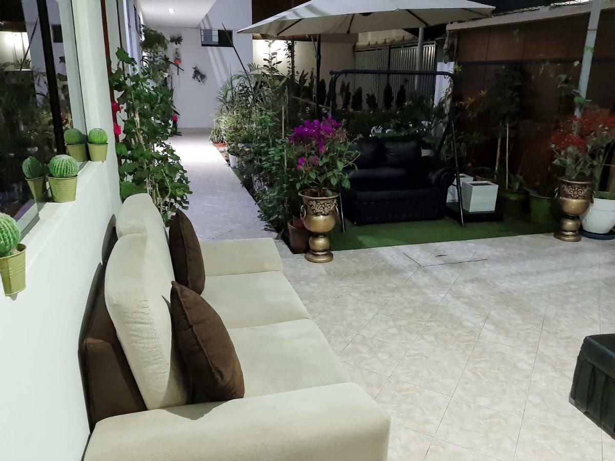 Hostal Caprichos Huacho Εξωτερικό φωτογραφία